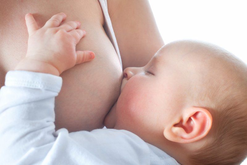 Cách phòng chống tắc tia sữa sau sinh mẹ cần biết