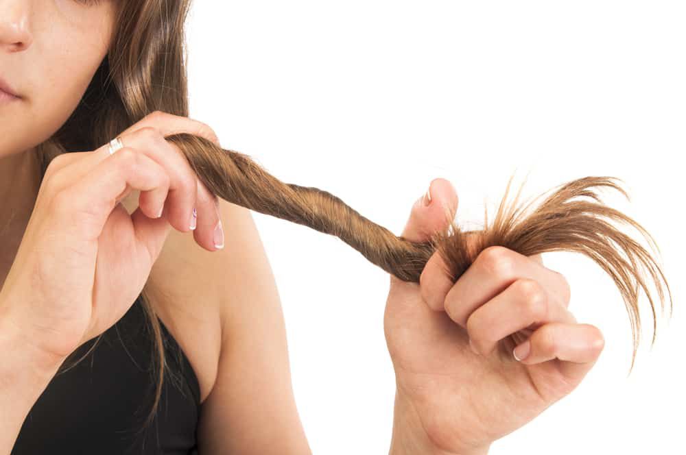 Cách sử dụng tinh dầu dưỡng tóc để mái tóc bồng bềnh óng mượt 2