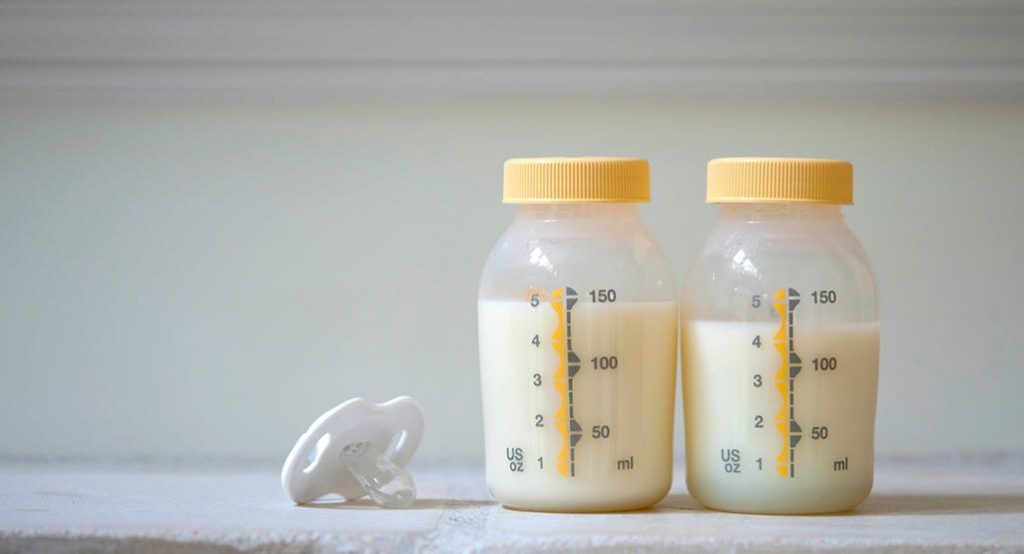 Cách làm đẹp bằng sữa mẹ đơn giản và hiệu quả 1