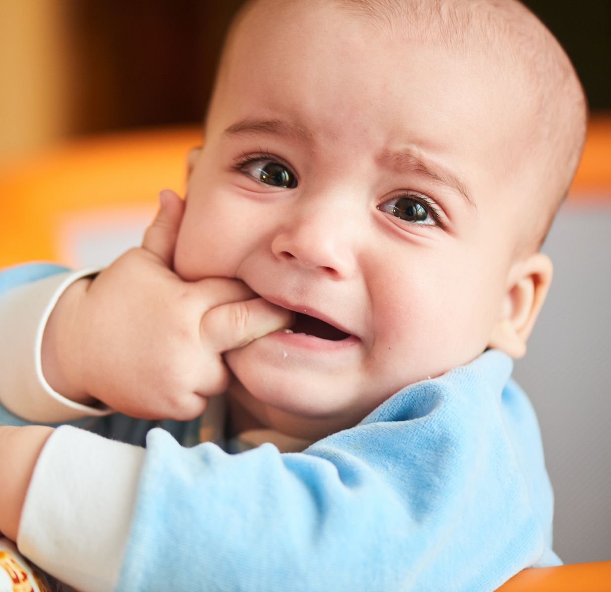 Trẻ chậm mọc răng nguyên nhân do đâu - Cần làm gì khi trẻ chậm mọc răng? 2