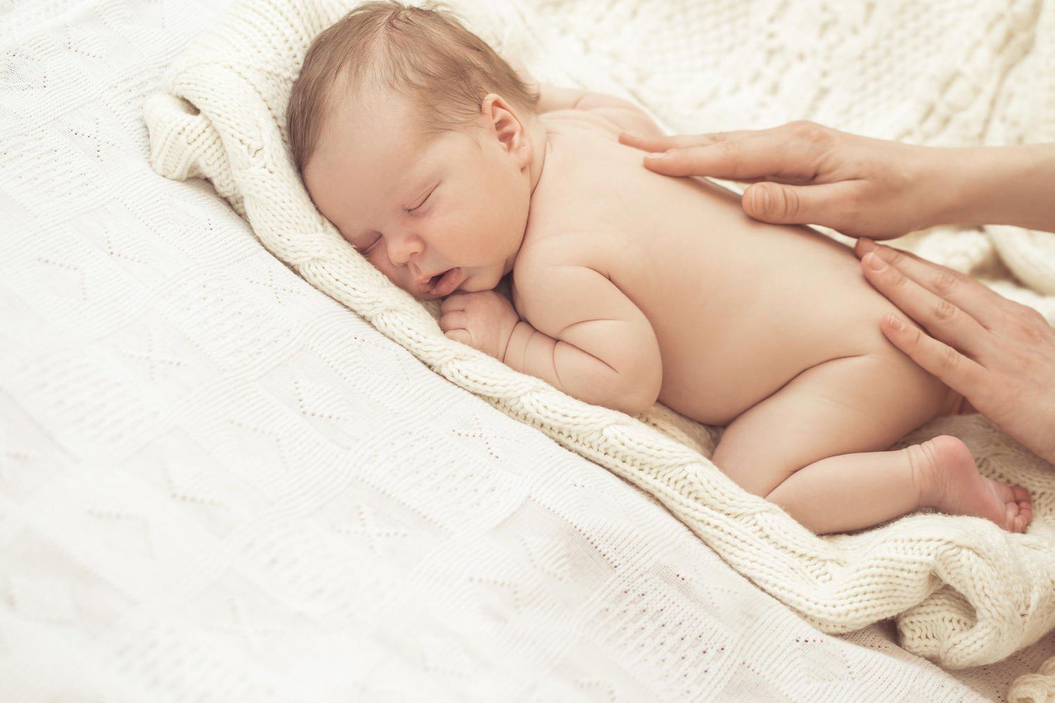 Trẻ sơ sinh thiếu canxi bổ sung như thế nào - Điều mẹ nên biết 2