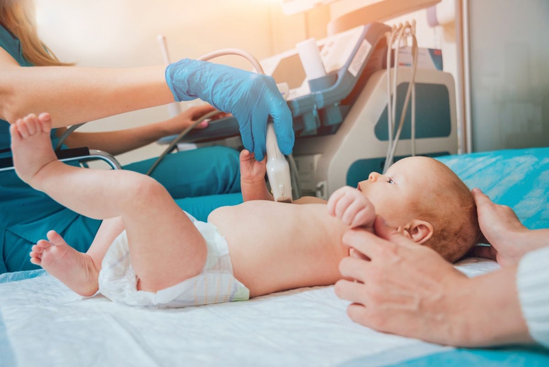 Trẻ sơ sinh bị hở van tim 3 lá - Nguyên nhân và cách điều trị