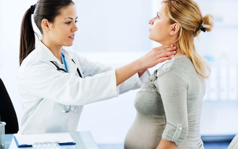 Dấu hiệu suy giáp khi mang thai và những lưu ý mẹ bầu nên biết 3