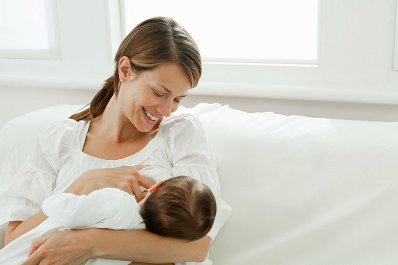 Phụ nữ sau sinh ăn nhãn có mất sữa không? Cách duy trì sữa mẹ tốt nhất là gì? 4