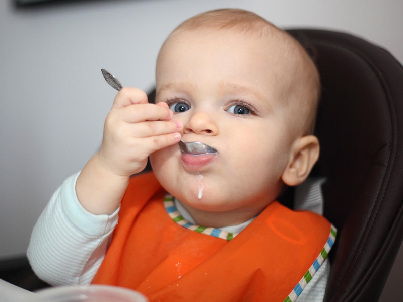 Trẻ biếng ăn hay nôn trớ: 6 nguyên nhân phổ biến các bố mẹ cần lưu ý 2